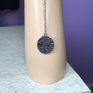 Beautiful silver Mother’s necklace